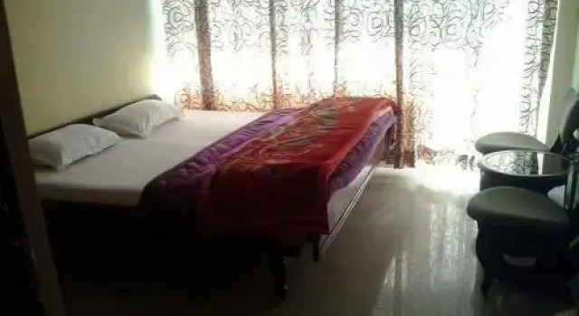 Nishant Garden Resort, Rezervovat Lázně / Resort Rišikéš Uttarakhand