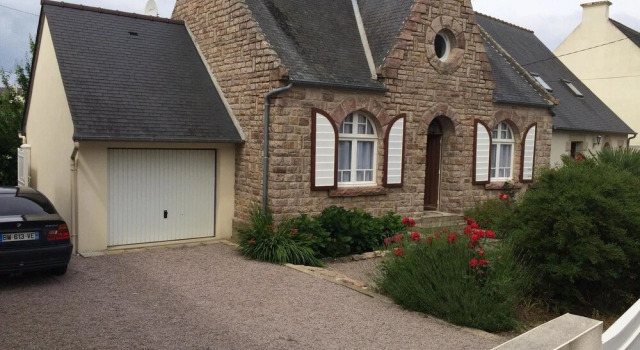House With 3 Bedrooms in Erquy, With Enclosed Garden - 500 m From the, Rezerwuj Hotel Hotele w Erquy z parkingiem, Parking