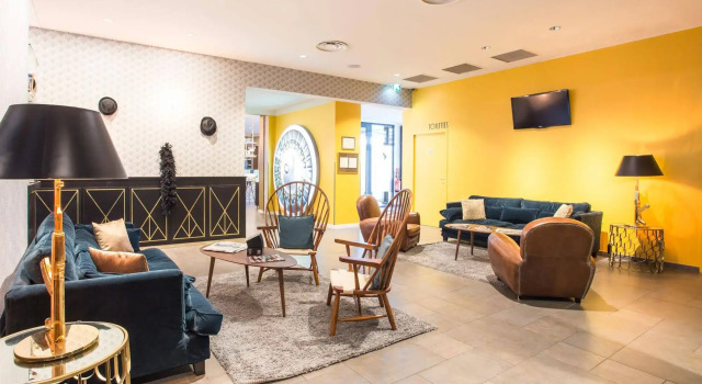 Expotel, Boek Hotel Hotels in Rhône met zwembad, Zwembad