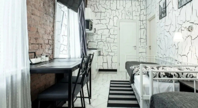 Black & White Na 1-Y Krasnoarmeyskoy Apart-Hotel