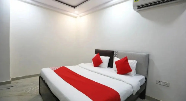 Aashiana Guest House by OYO Rooms