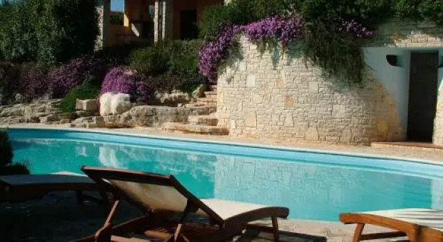 Maglioferro Residence, Book Hotel Hoteller i Corato med pool, Swimmingpool