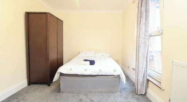Centrally located double room, Rezervasyon Otel Merseyside ucuz oteller