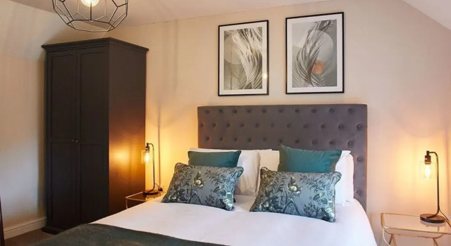 Host Stay Middle Farmhouse