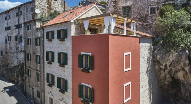 Villa Pergola