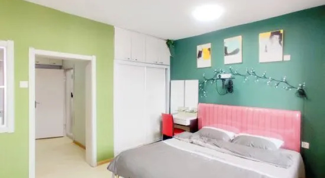 Люкс Comfort c 1 комнатой Youth Apartments (Bilberry Manor, Yichun)