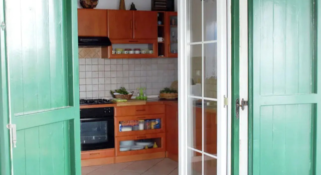 Коттедж Holiday Home in Veli Rat near Saharun