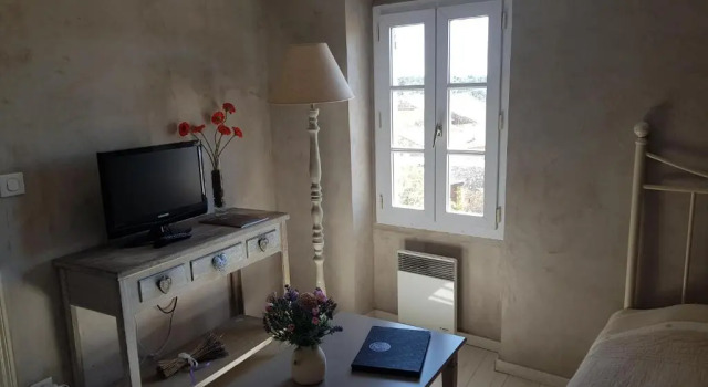 Hotel Le Crillon, Rezervovat Hotel Murs Luberon