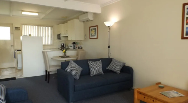 Апартаменты Standard Surfside Merimbula Holiday Apartments