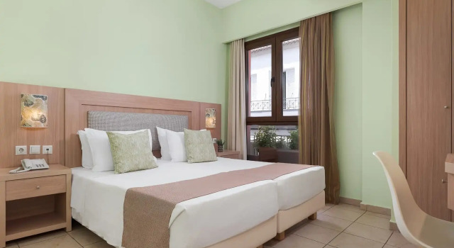 Трёхместный номер Standard Hotel Leto Delphi