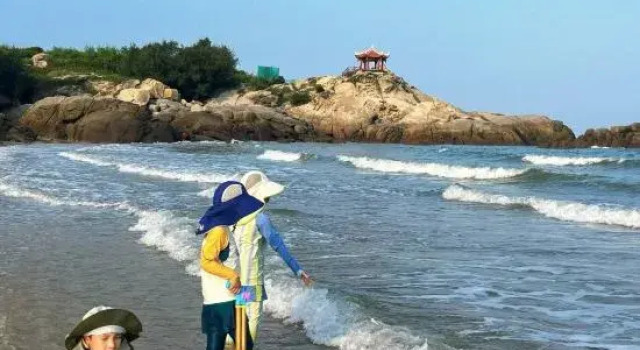 MeijingXiaozhu, Book Hotel Putian Fujian
