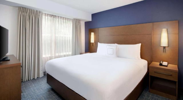 Двухместный люкс с 2 комнатами Sonesta ES Suites Atlanta Alpharetta North Point Mall