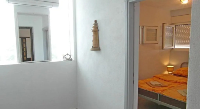 Vis Mirja Apartment 2, Prenota Appartamento Hotel a Croatian Islands con parcheggio, Parcheggio