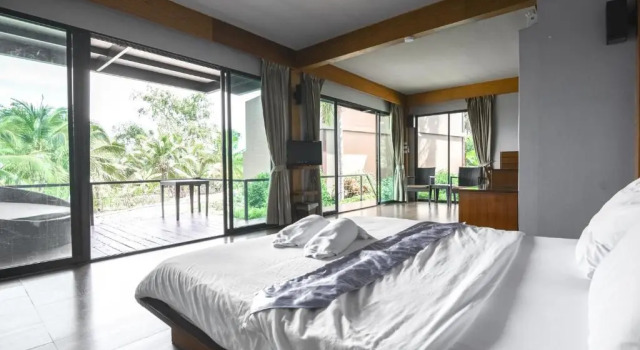 Номер Standard с балконом The Grace Amphawa