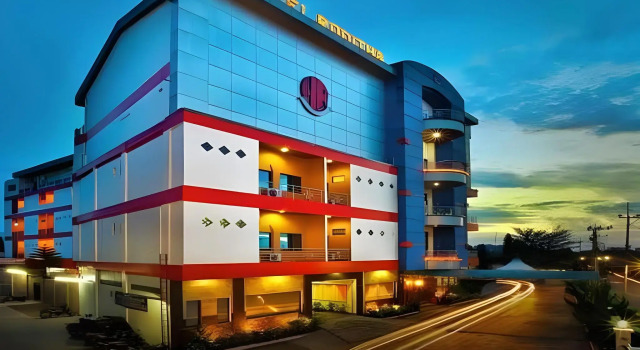 Hotel Roditha, Rezerwuj Hotel Banjarmasin 