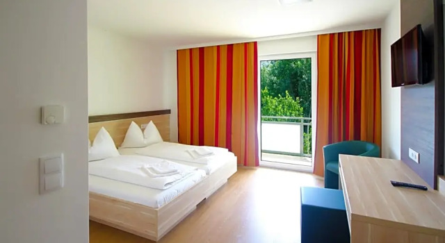 Dorfgasthof Berlakovich, Rezervasyon Otel Markt Sankt Martin Avusturya