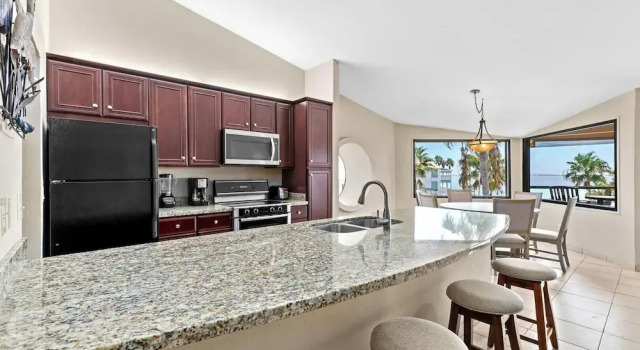 Quiet Bayfront Condo w/ Boat Slips & Fishing Pier!