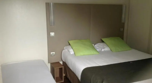Номер Standard Hôtel Campanile Antibes