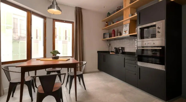 Апартаменты с балконом Ivens Residence