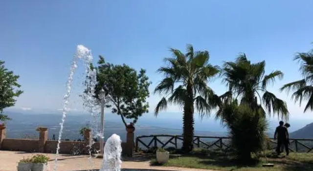 Hotel Bucolia, Забронировать Отель Отели Ламеция-Терме с парковкой, Парковка