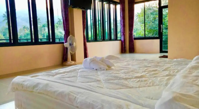 Lace House Homestay, Забронировать Отель Отели Южного Таиланда с парковкой, Парковка