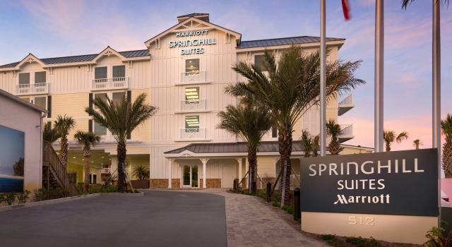 SpringHill Suites by Marriott New Smyrna Beach, Забронировать Отель Нью-Смирна-Бич Daytona Beach Area, рядом с Общественная объединённая методистская церковь Коронадо