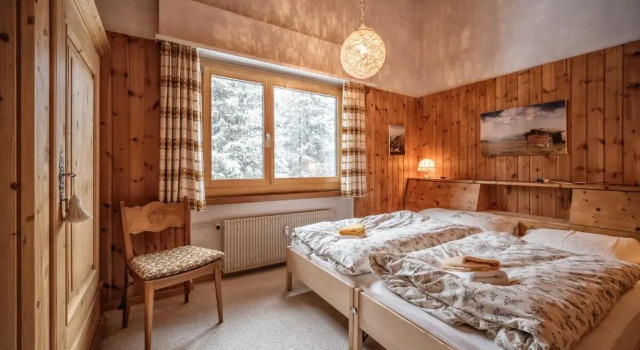 Casa Dschember, Wohnung 10, 1-5 Personen, Book Hotel Arosa Grisons