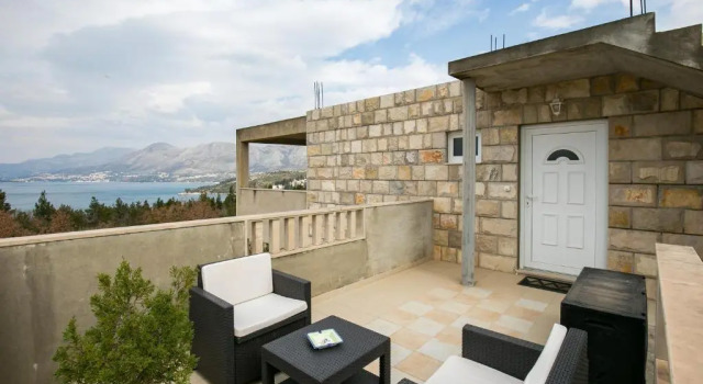 Апартаменты с 2 комнатами с балконом и с видом на море Apartments Oliva