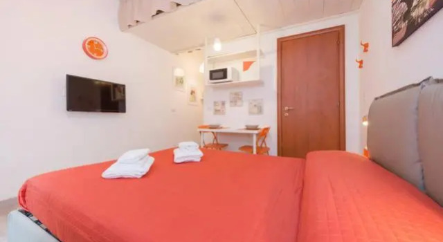 Cheap and Chic Studios at Coliseum, Rezervovat Hotel Hotely v Lazio s parkováním, Parkování
