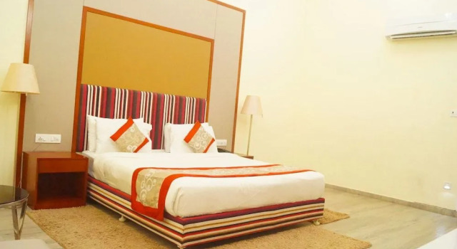 Jharana Jungle Lodge