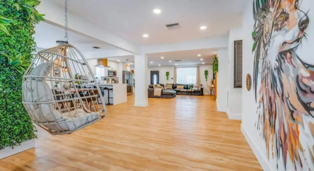 Fox Garden-heated Pool-spa- Boho-downtown Beach