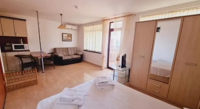 Etara 4 Apartments, Забронировать Апартаменты/квартира Отели области Бургас с бассейном, Бассейн