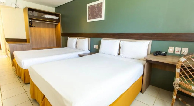 Четырёхместный полулюкс Beach Park Resort - Oceani