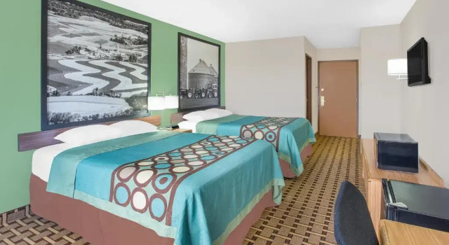 Standard Vierer Zimmer Super 8 by Wyndham Beaver Dam