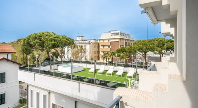 Трёхместный номер Standard с балконом Royal Boutique Hotel NUOVA GESTIONE
