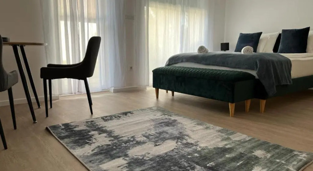 Студия с видом на сад Mathias Premium Apartments