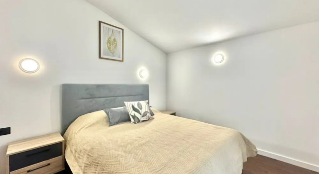Апартаменты Deluxe Sunny Bay Apartments