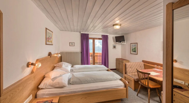 Двухместный номер Standard с балконом Hotel Alpenland