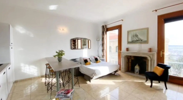 Quai St Pierre 2 bedrooms apt with sea view, Забронировать Апартаменты/квартира Апартаменты Канн, рядом с Рю Д'Антиб, Апартаменты/квартира