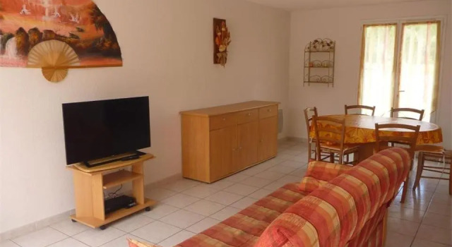 MDS11 : Villa 4 pièces 6 couchages NARBONNE PLAGE, Book Villa Hotels in Aude with a Pool, Swimming Pool