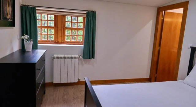 Villa with 9 Bedrooms in Cristelo, with Wonderful Sea View, Private Pool, Enclosed Garden - 2 Km From the Beach, Book Villa Hoteller i Caminha med pool, Swimmingpool