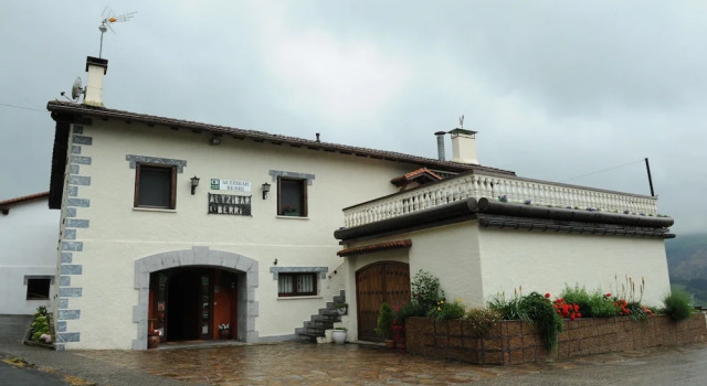 Casa Rural Altzibar-berri, Prenota Hotel Urnieta Guipúzcoa