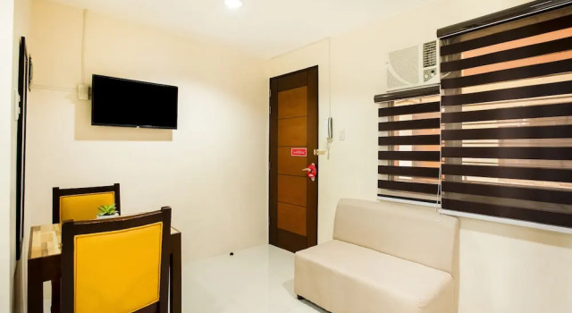 OYO 199 Solange Apartelle