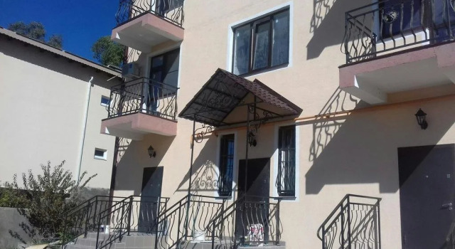 Guest house on Transportnay 80/5
