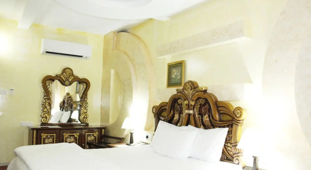 Executive Double room with balcony Riyam Hotel