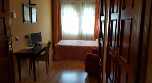 Одноместный номер Standard Hotel Cotiella