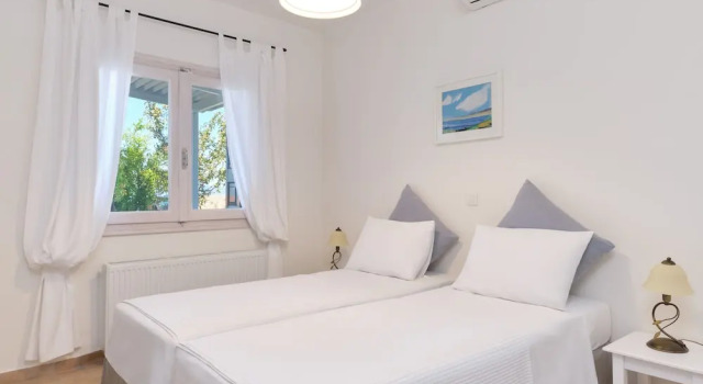 Апартаменты Luxury с 2 комнатами Little Bird Lesvos