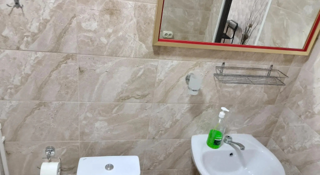 Пятиместный номер Standard с балконом Kuba Guest House	