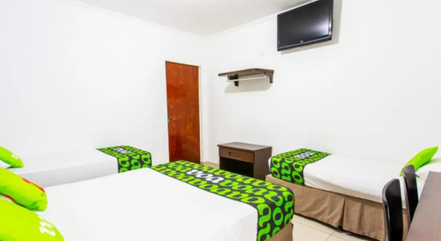 Четырёхместный номер Standard VOA Convenience Hotel