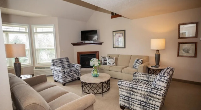Unit 301 3 BD/ 3 BA Condo 3 Bedrooms 3 Bathrooms Condo